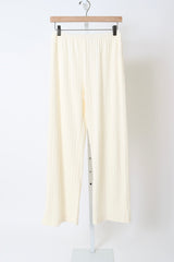 The Pointelle Simple Crop Pant - Creme