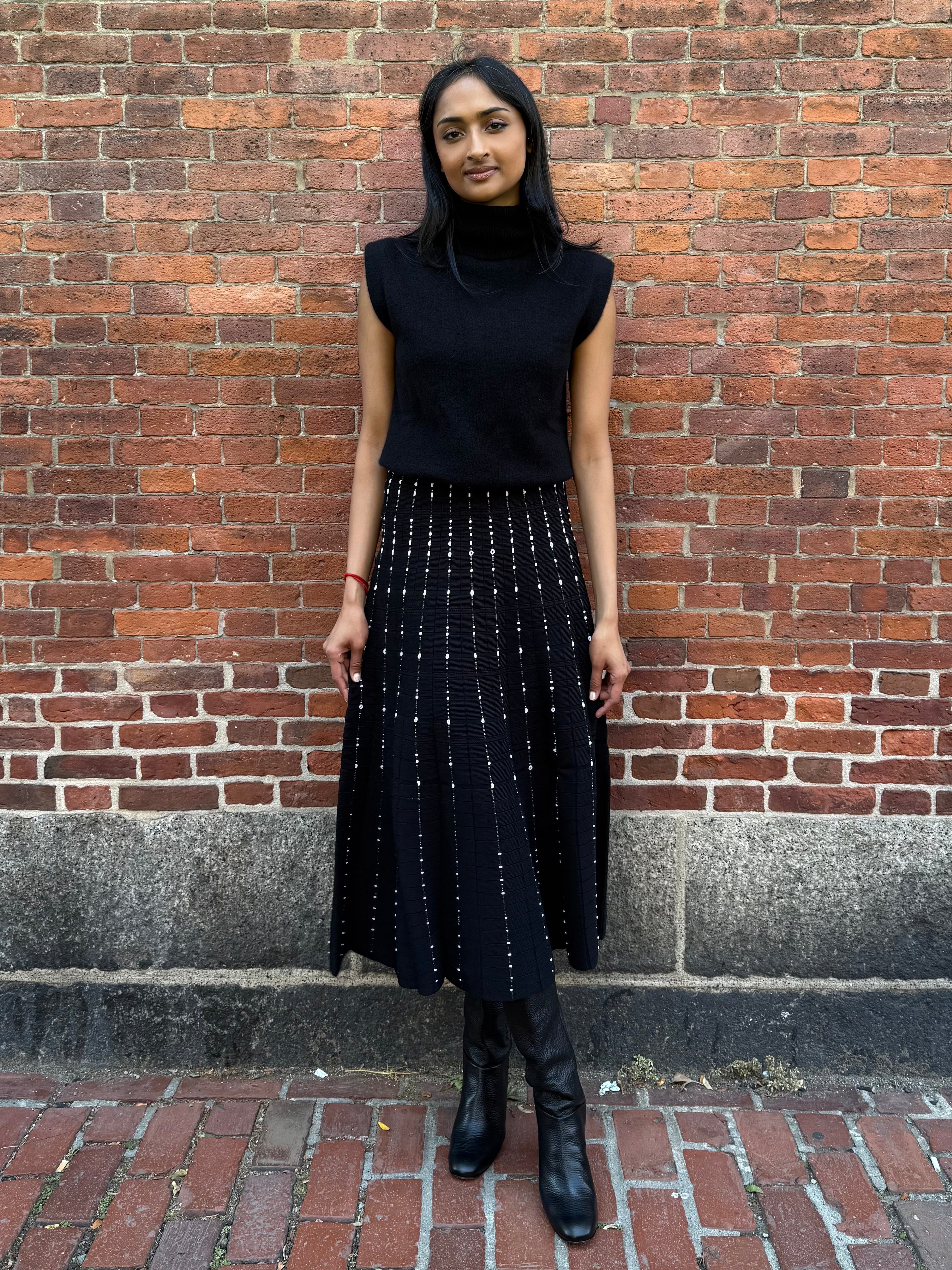 Fragmented Stripes Skirt - Black/Ivory