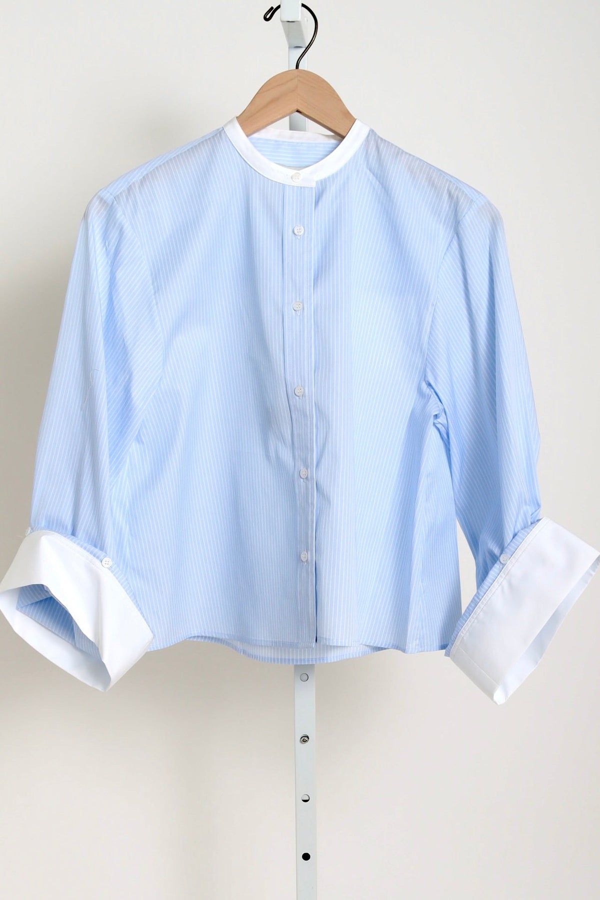 The Beau - Blue Haven / White