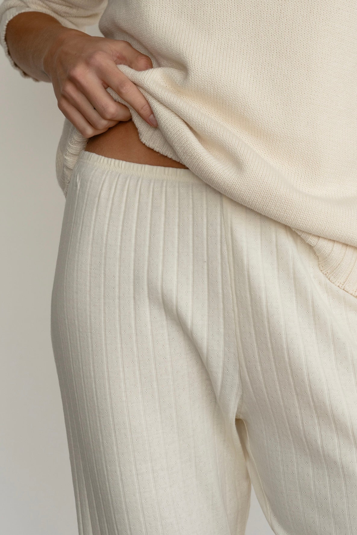 The Pointelle Simple Crop Pant - Creme